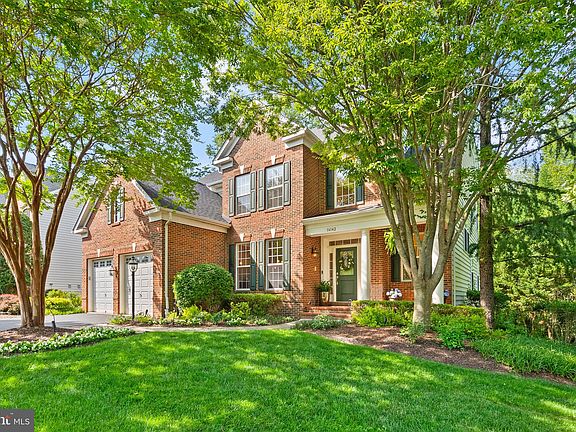 4th image of 16142 Jordan Crest Ct