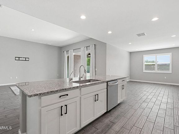 5th image of 30780 W CHEERY LYNN Road