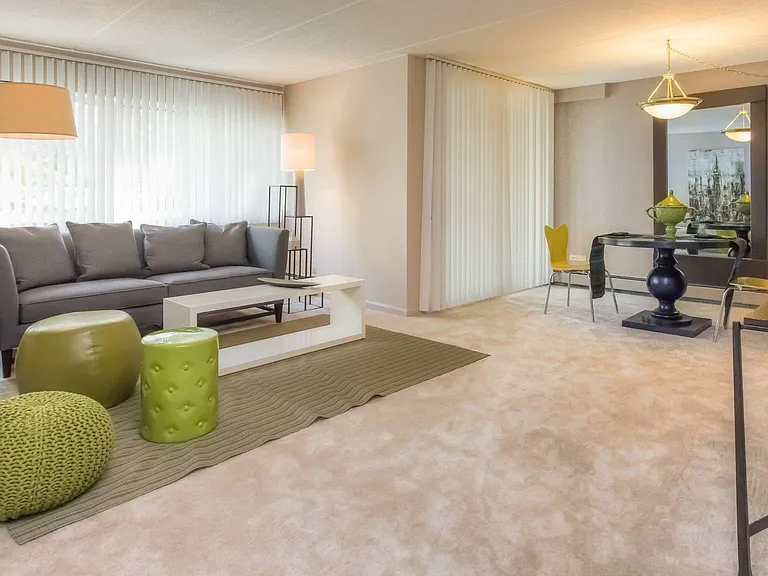 Sandstone Livingroom