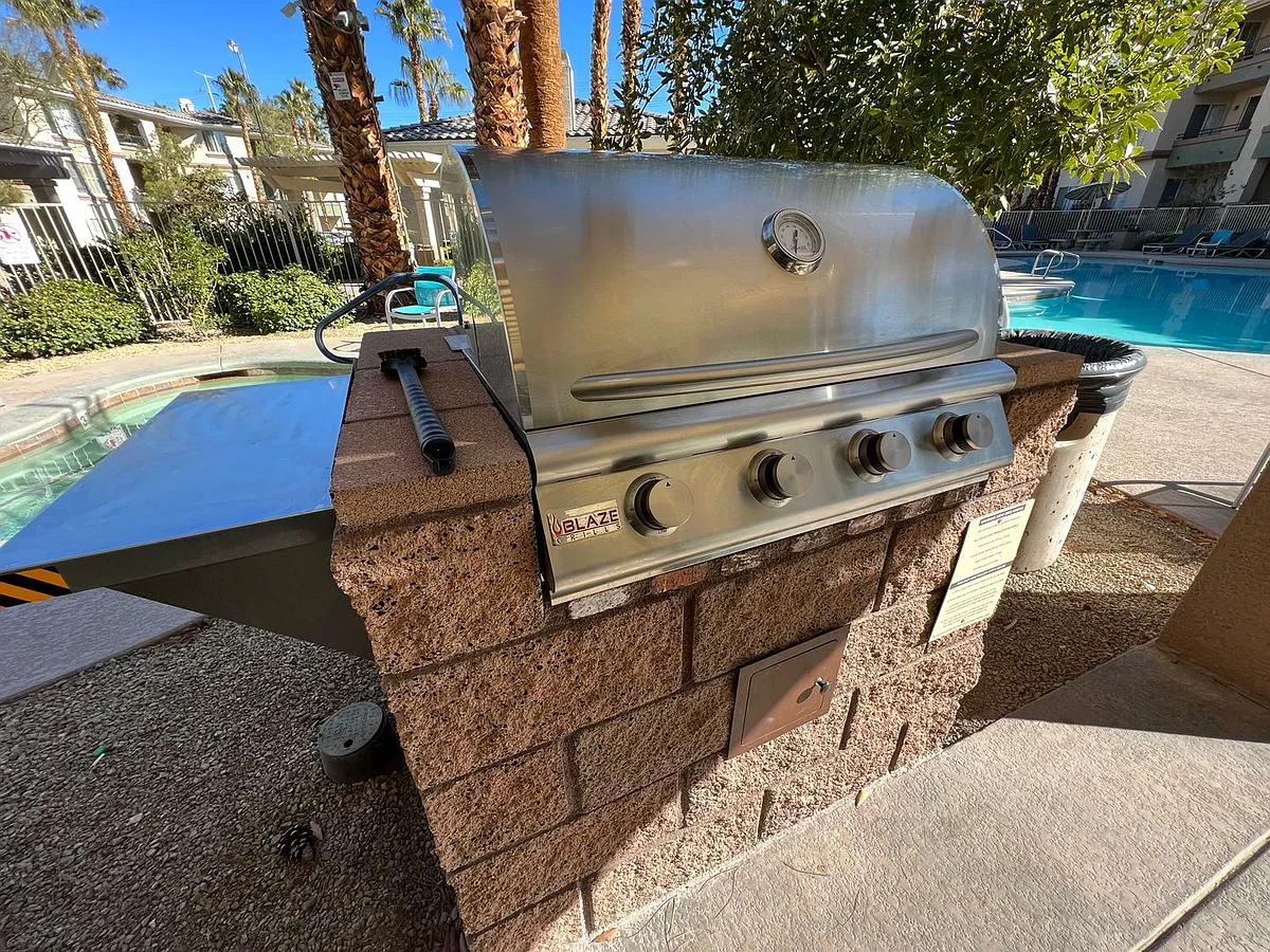 Building Photo - 7147 S Durango Dr #206