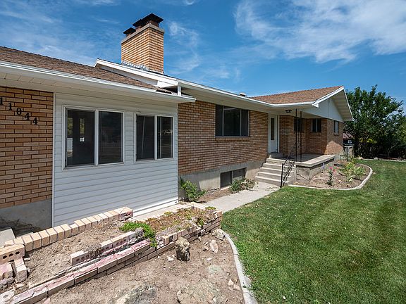 5th image of 11044 S Temple Dr