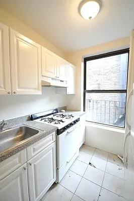 Rented by Keller Williams NYC | media 22