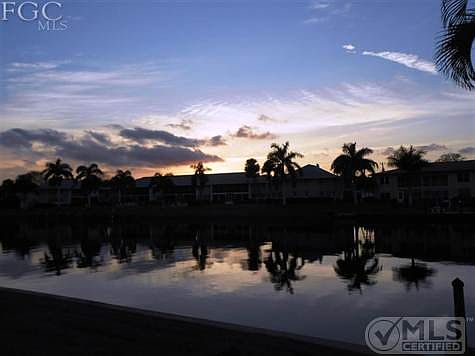 WESTERN EXPOSURE FROM MOST ROOMS