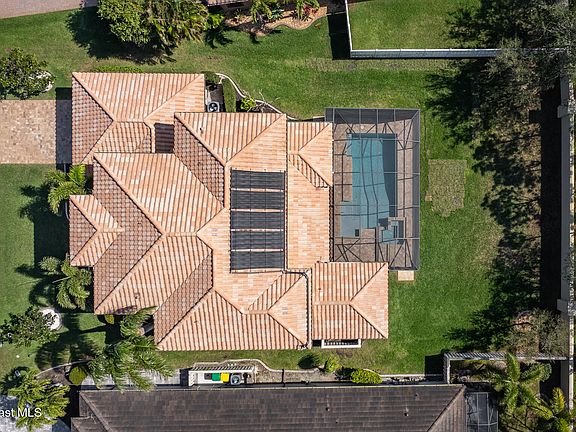 5th image of 3230 Levanto Dr