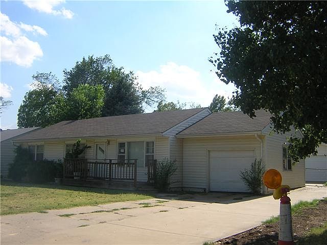 2nd image of 81 Faircrest Dr