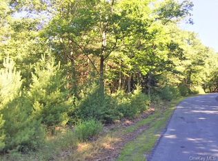 Mail Rd, Barryville, NY 12719