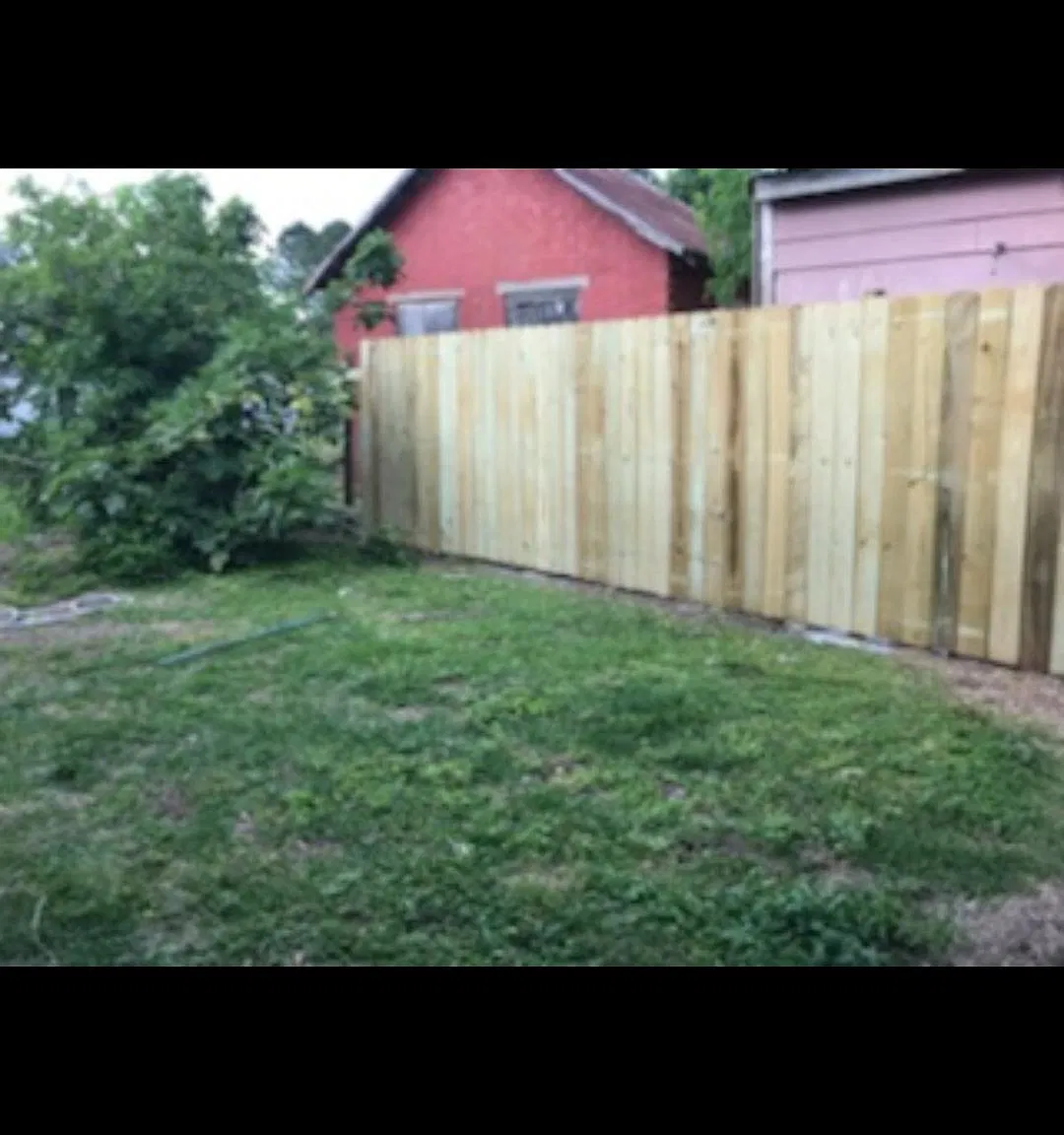 4 bed, 2490 sqft, $1,500 — Photo 2