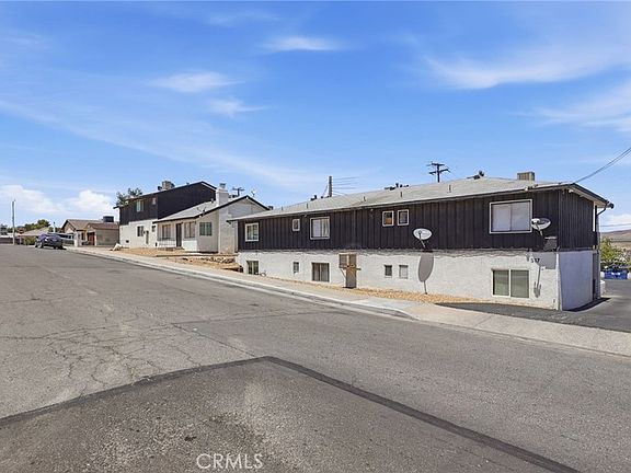 3rd image of 511 E Fredricks St