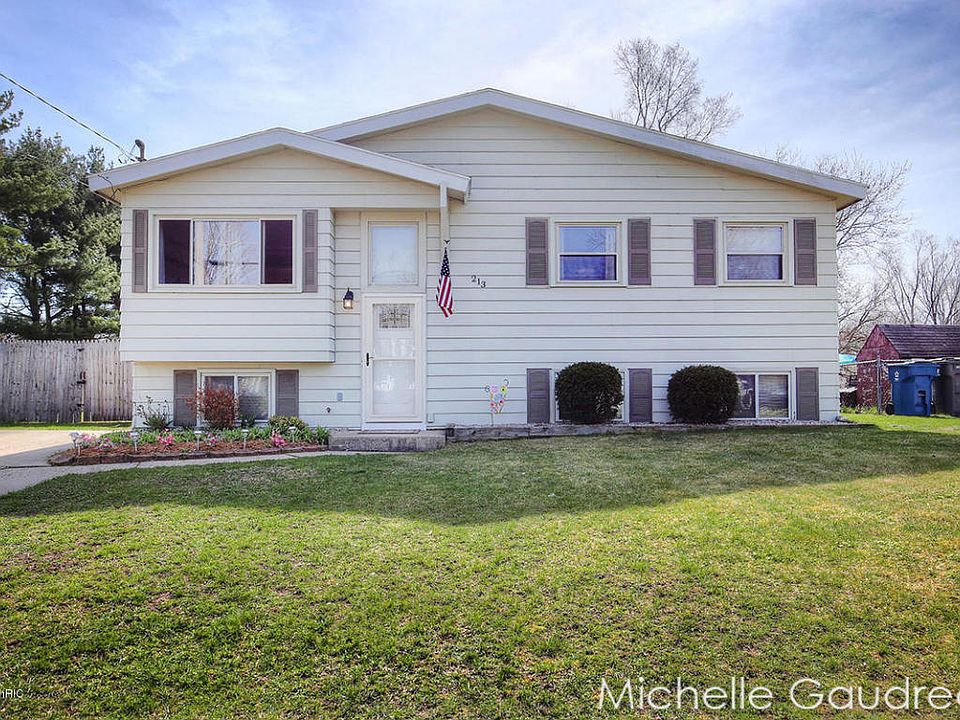 1st image of 213 Meadowlark Ct