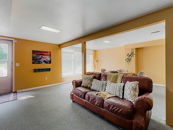 5th image of 5099 Wardcliff Dr