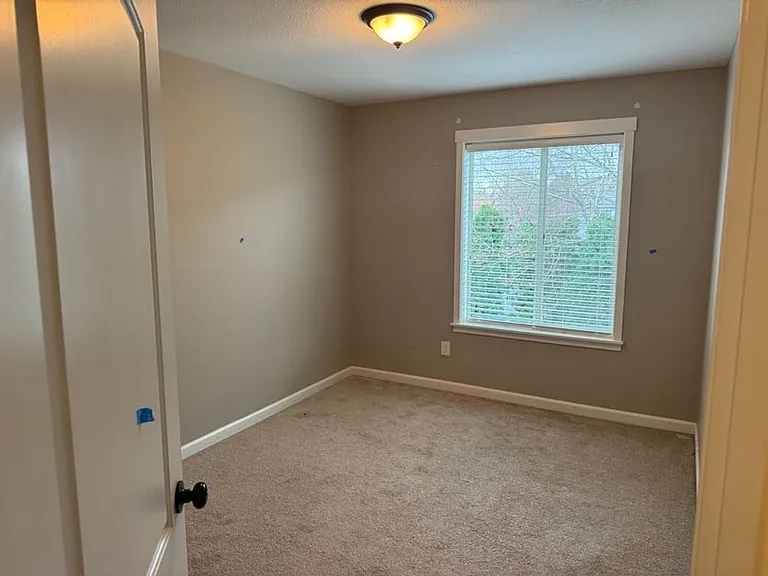 2706 NE 130th Ct — Photo 12