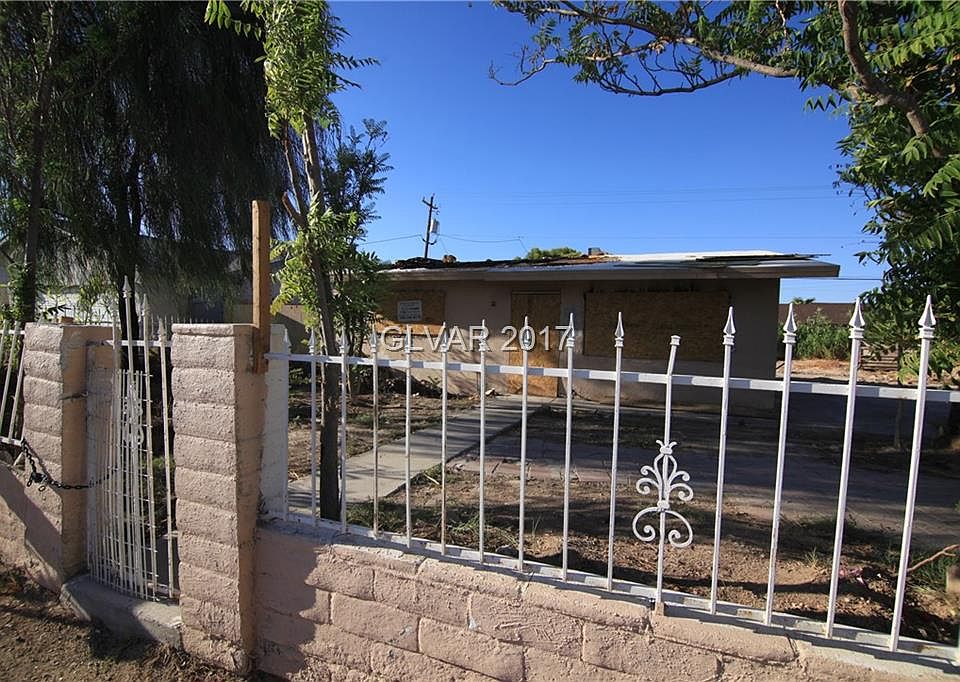 1st image of 4740 E California Ave