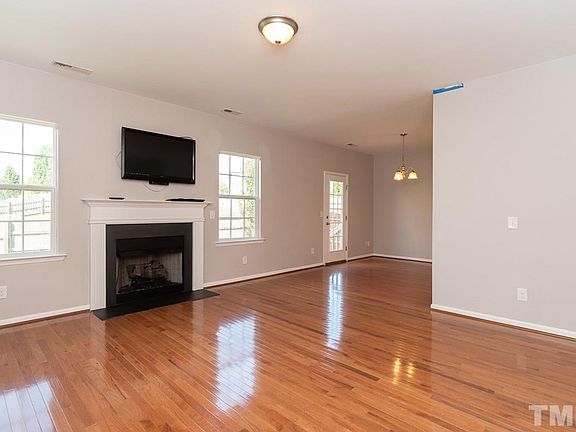 3rd image of 501 Blue Lake Dr