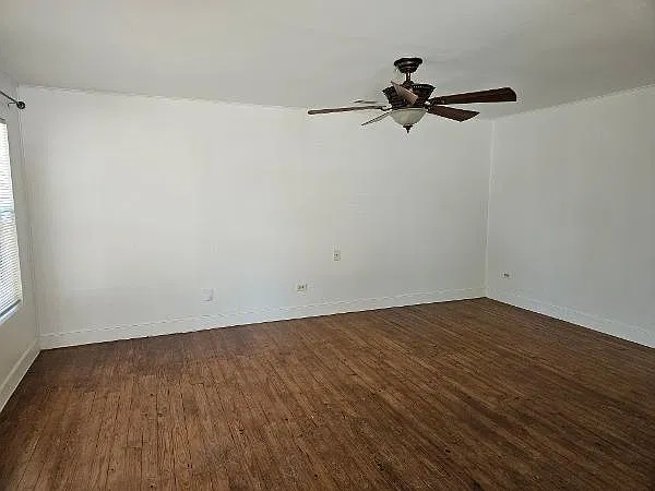 6 bed, 1.0 bath, 1455 sqft, $1,760 — Photo 3