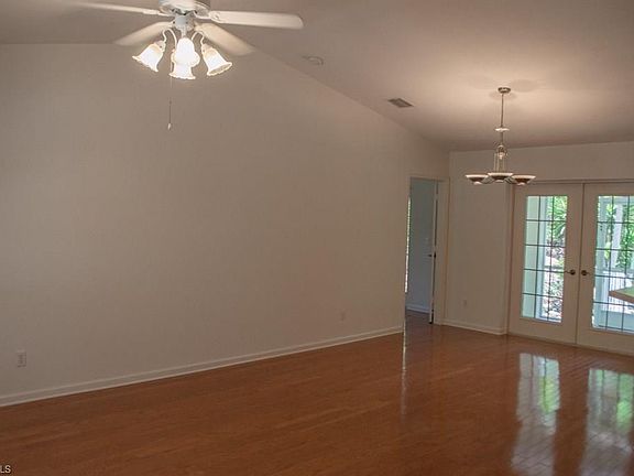 3rd image of 6140 Painted Leaf Ln
