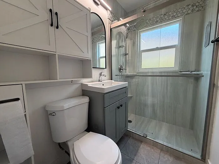1177 Florence St — Photo 3