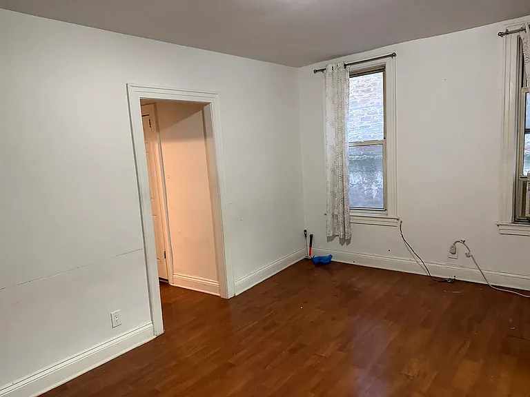 41-45 49th St #1R — Photo 1