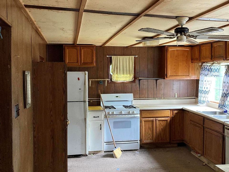 2nd image of 1225 8th St