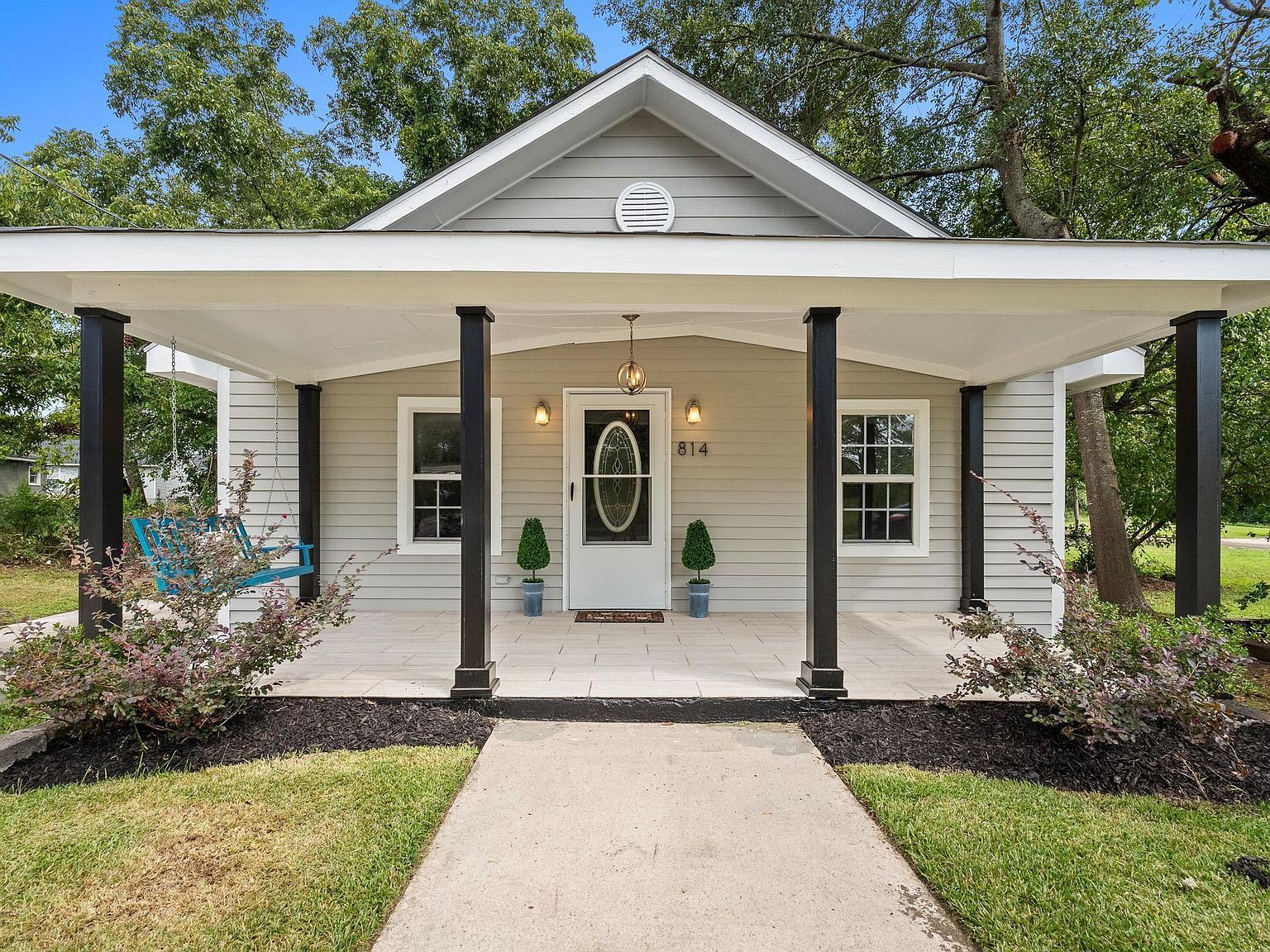 Secluded Getaway: Charming Abode At 133 N Hill St, Griffin, GA