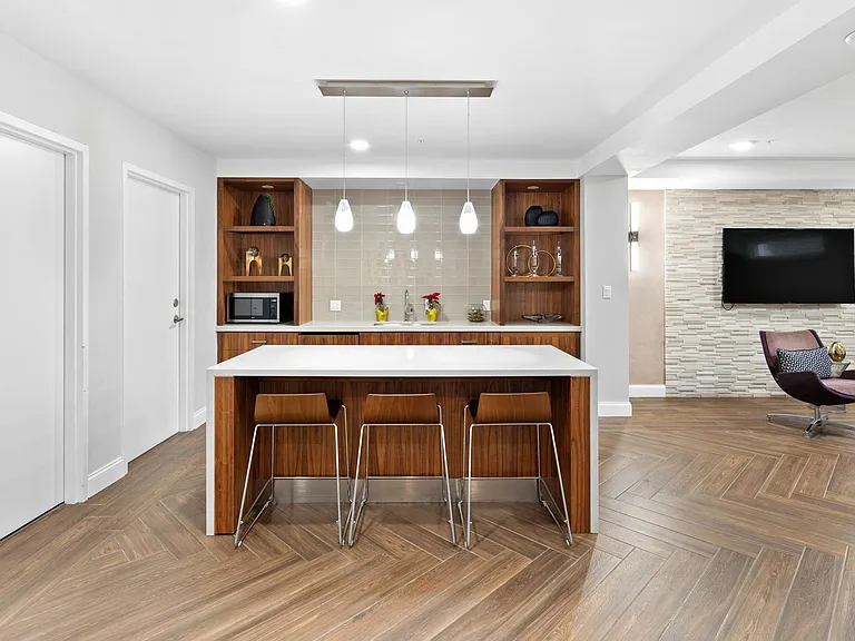 771 Harrison Ave #3 — Photo 30