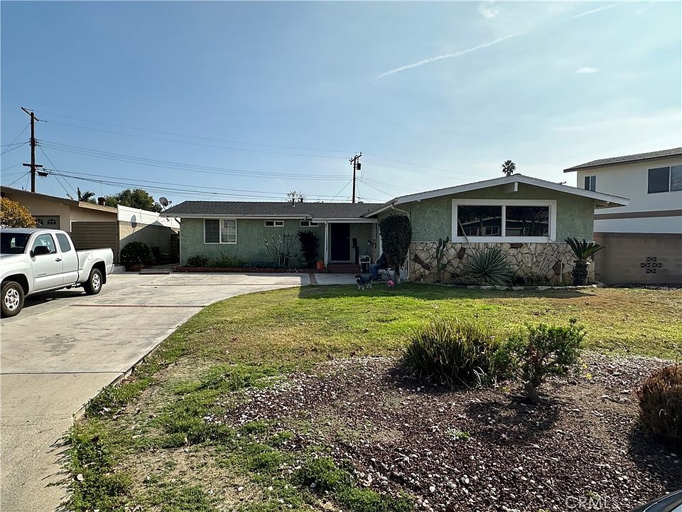 1st image of 14548 Cortina Dr
