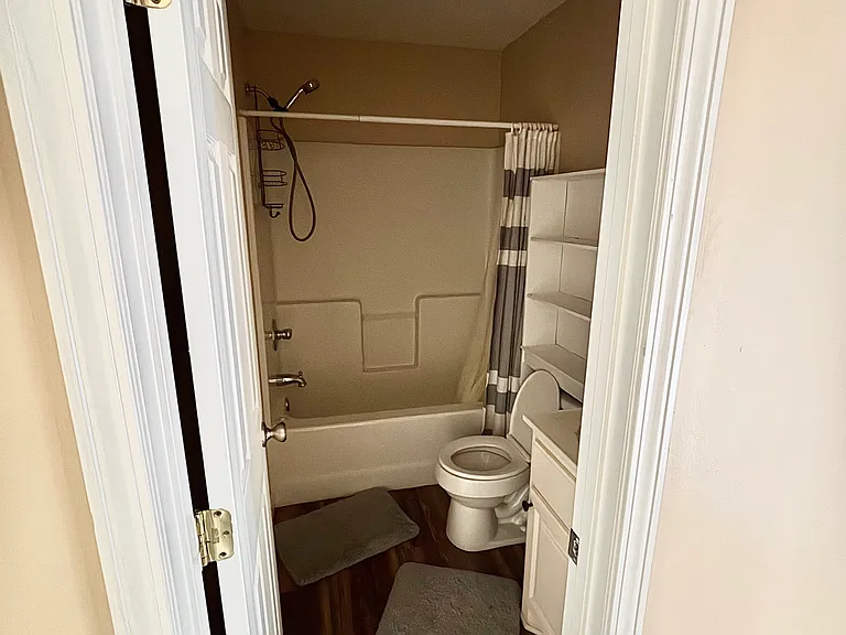 587 Mitchell St — Photo 14