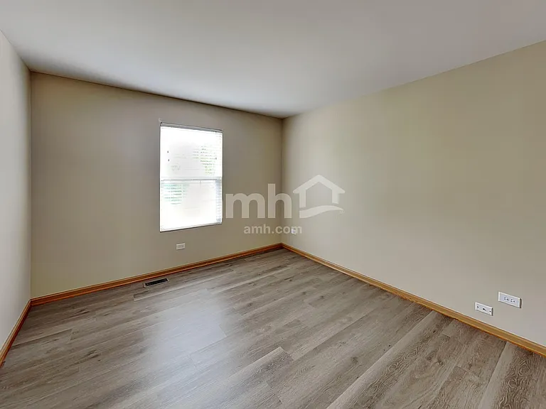 1503 Bridgehampton Dr — Photo 24