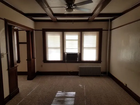 Colonial Apartments - 205 Lincoln St