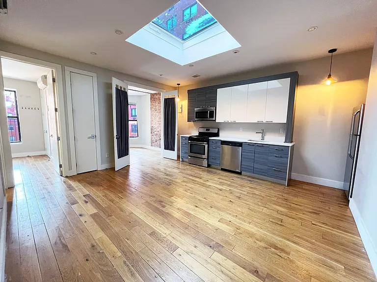 348 Saint Nicholas Ave #5B — Photo 2