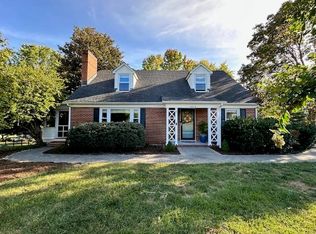 802 Westover Dr, Staunton, VA 24401