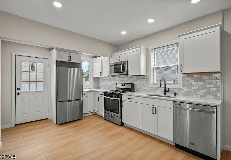501 Centennial Ave — Photo 1