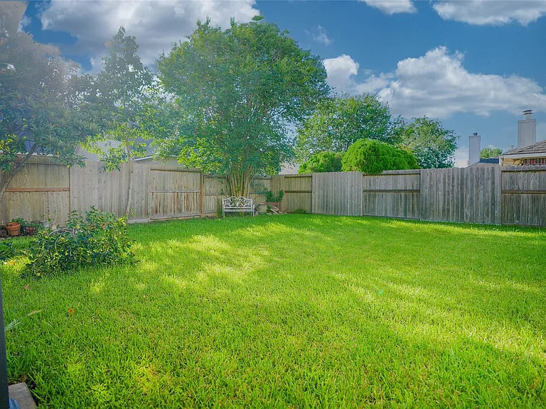 3706 Heritage Colony Dr — Photo 38