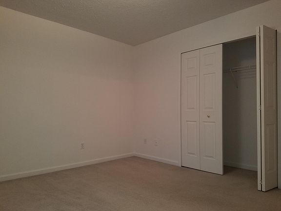 3rd image of 20073 Woodline APT 2
