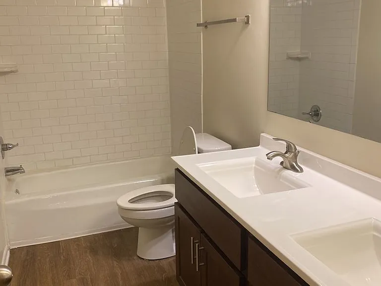 6026 N College Ave — Photo 11