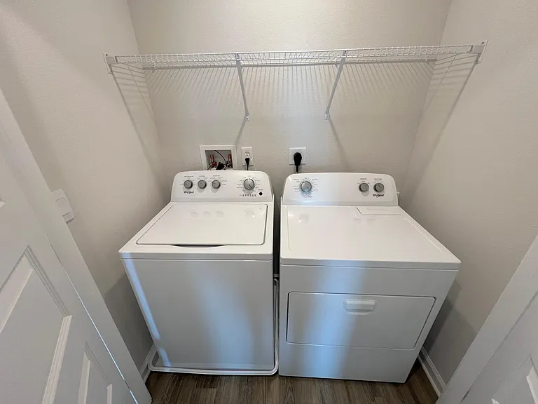 1736 Jakes Dr — Photo 13