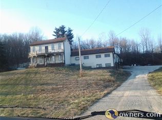42 W Lovers Lane Rd, Peru, IN 46970
