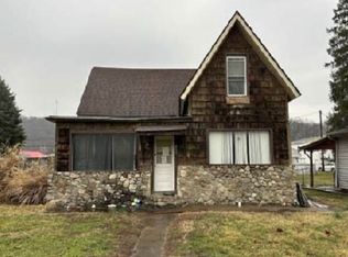 3712 Riverside Dr, Huntington, WV 25705