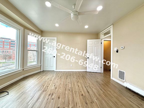 4th image of 1829 Broadway #2