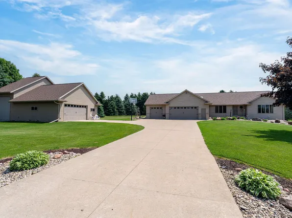 N5032 Clinton Dr, Shiocton, WI 54170