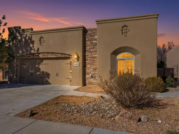 1323 Valle Ln NW, Albuquerque, NM 87107