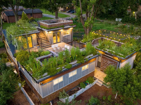 800 Blue Ridge Dr, Nashville, TN 37207