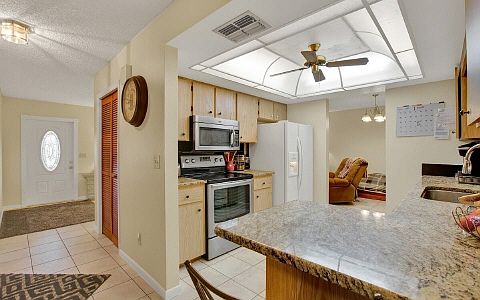3rd image of 943 Dozier Ave