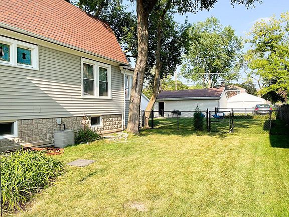 2nd image of 3529 Sunnyside Ave