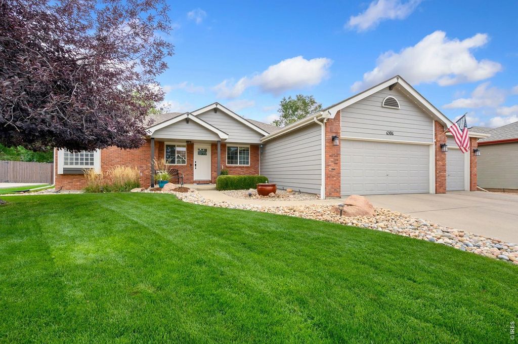 6306 Oakwood Ct