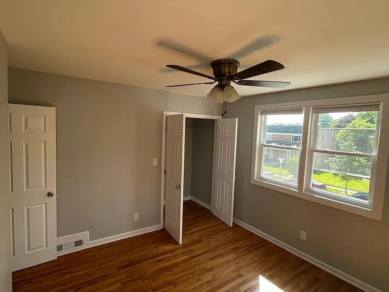 3806 Midheights Rd — Photo 8