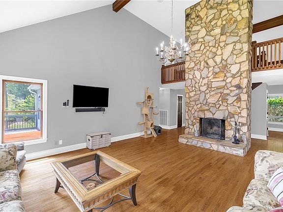 4th image of 5307 Graycliff Dr
