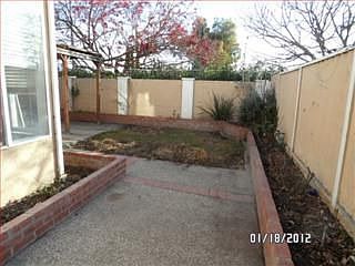4th image of 54 Country Fields Ln