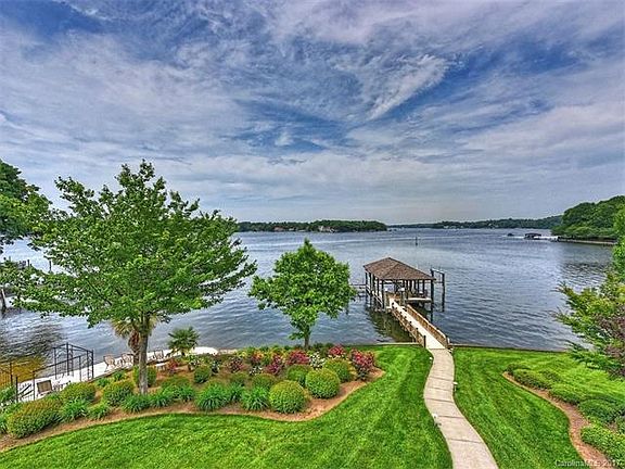 2nd image of 176 Plantation Dr #69