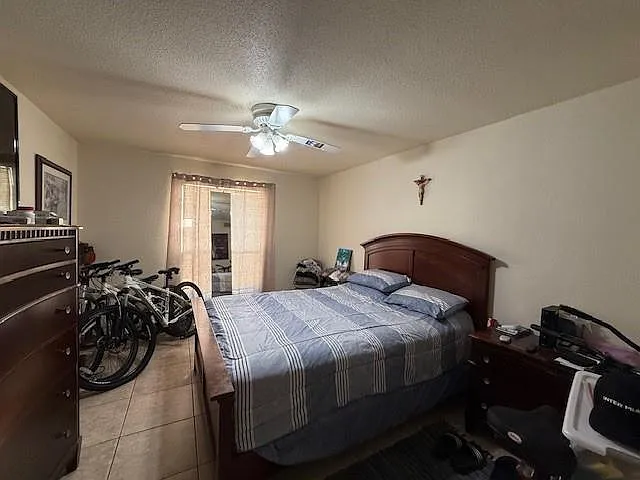 899 W Riverside Dr #611 — Photo 8
