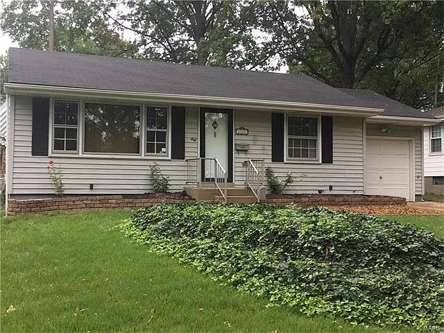 1st image of 1527 Golden Dr